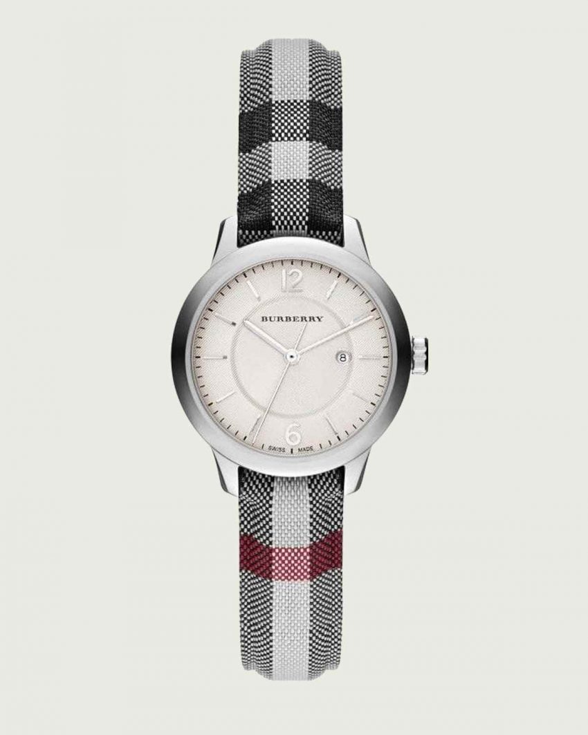 Đánh giá đồng hồ Burberry BU10103 32mm 5BAR có tốt không?