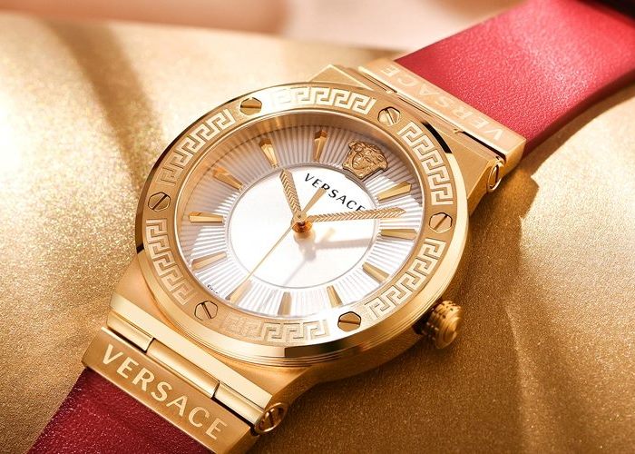 Đồng hồ Versace ngày càng xuất hiện rộng khắp tại thị trường Việt Nam.