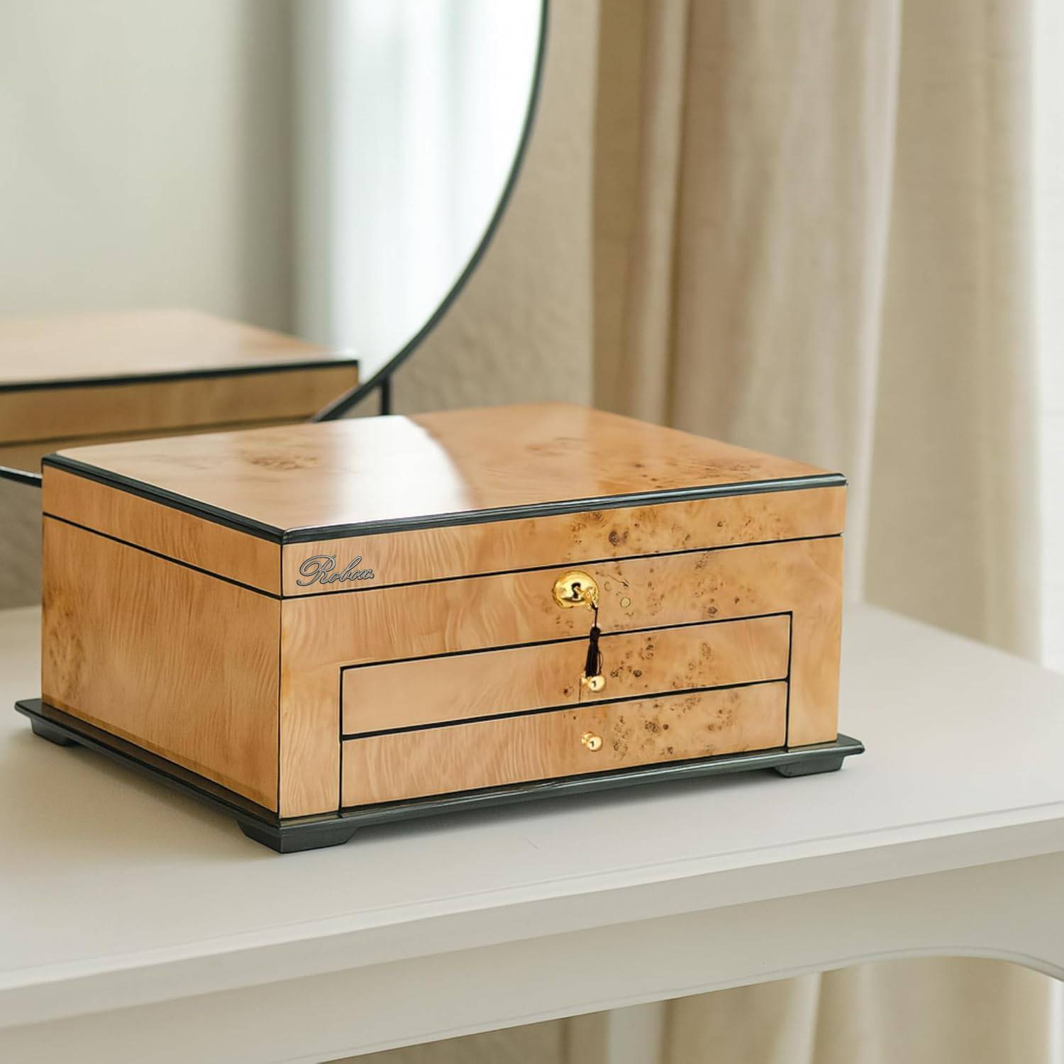 Thiết kế và chất liệu - Nghệ thuật hội tụ trong từng chi tiết.